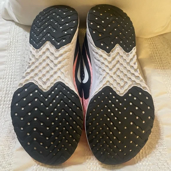 Nike React Women’s Running Shoes Size 6.5 - Picture 4 of 7